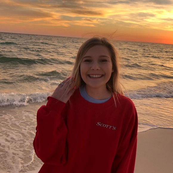 Meet your Posher, Taylor - Picture 4 of 8